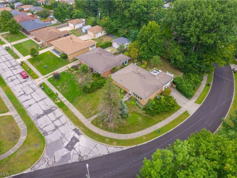 2600 Somia Drive, Parma, OH 44134 Photo 49