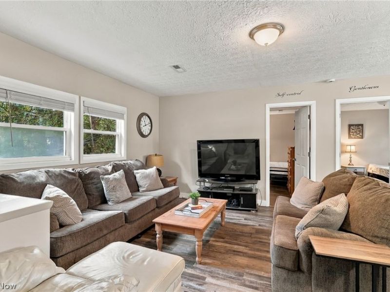 1875 Perth Road, Madison, OH 44057 Photo 12