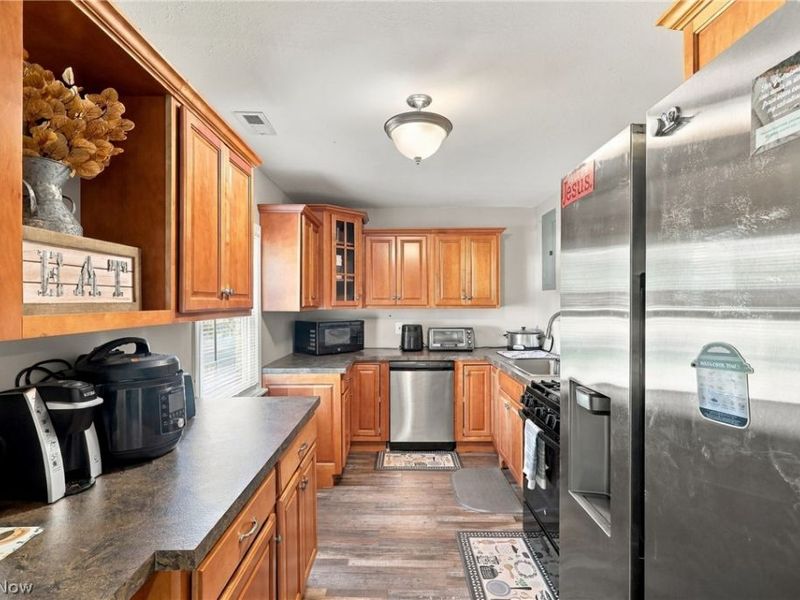 1875 Perth Road, Madison, OH 44057 Photo 5