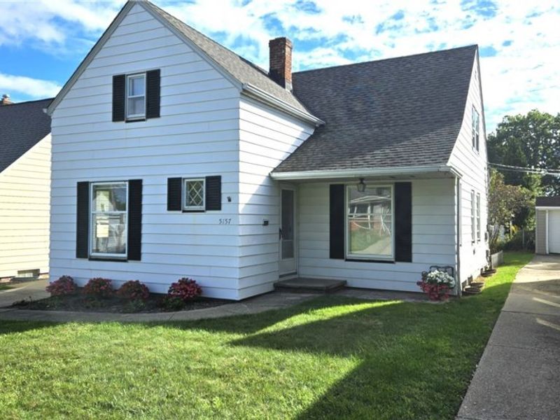 5157 E 113th Street, Garfield Heights, OH 44125 Photo 2