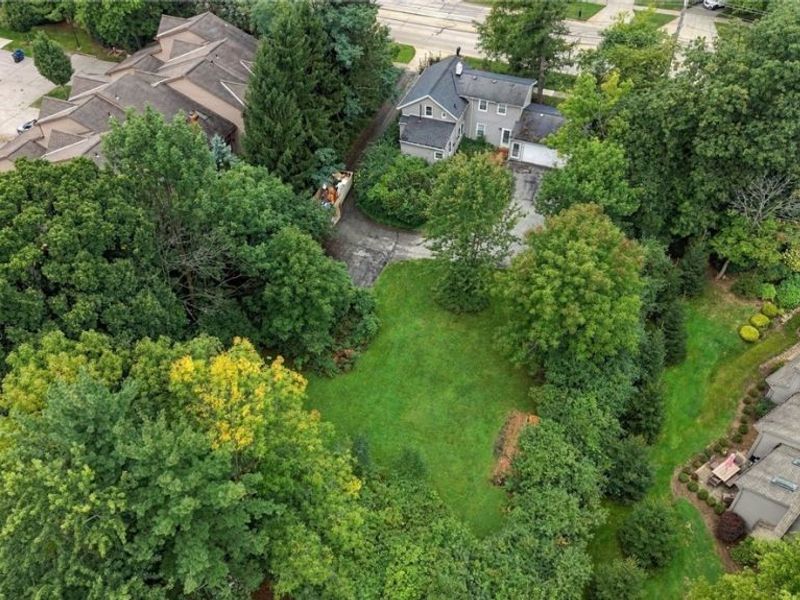 2389 Richmond Road, Beachwood, OH 44122 Photo 5