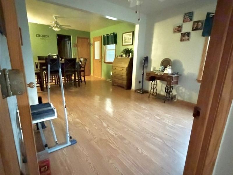 5289 Smith Road, Brook Park, OH 44142 Photo 16