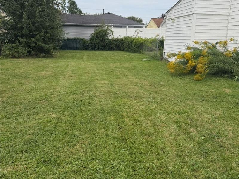 5289 Smith Road, Brook Park, OH 44142 Photo 5
