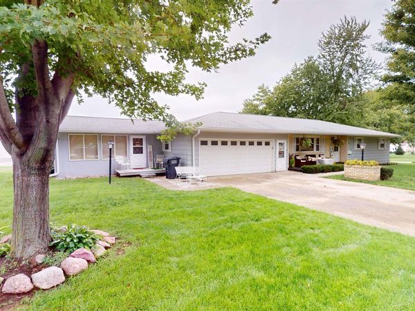 605 Illinois Street, Ida Grove, IA 51445