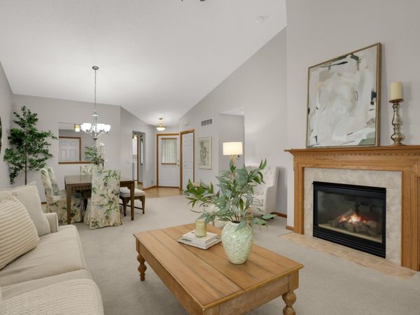 18677 Kalmar Trail, Lakeville, MN 55044