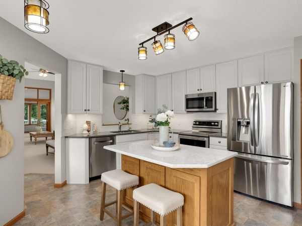 18677 Kalmar Trail, Lakeville, MN 55044