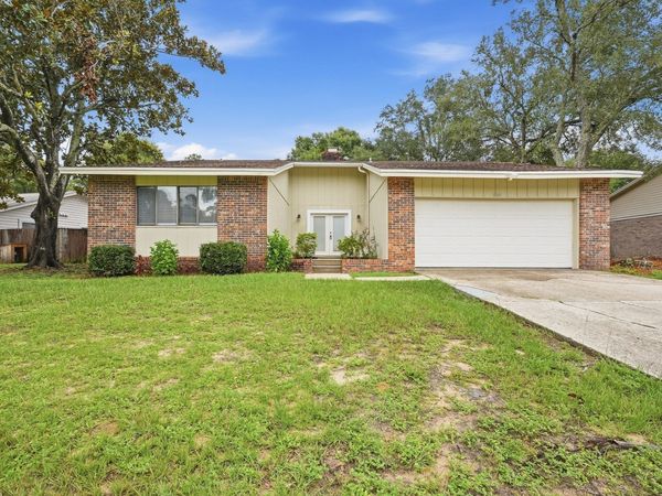 644 Caribbean Way, Niceville, FL 32578