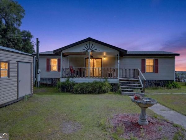 535 E 1St Street, Midway, GA 31320