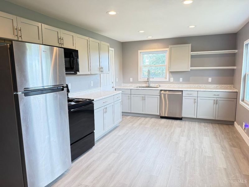 9432 Daugherty Marks Road, Clark Township, OH 45130 Photo 10