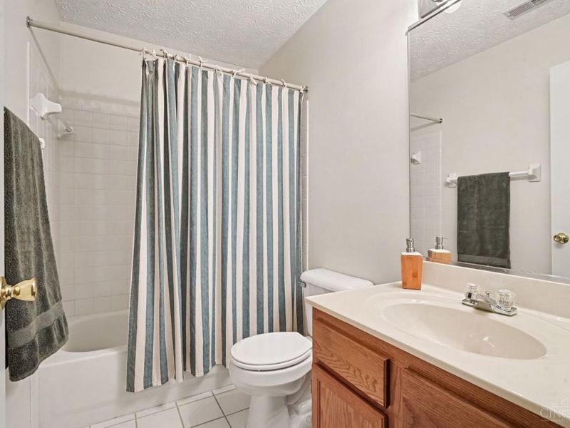 12150 Regency Run Court, Unit 6, Springfield Township, OH 45240 Photo 11