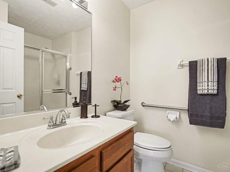 12150 Regency Run Court, Unit 6, Springfield Township, OH 45240 Photo 11