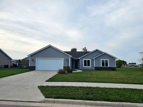 904 Jennifer Drive, Ligonier, IN 46767