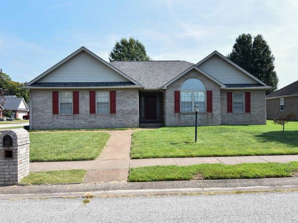 9329 Valley View Drive, Evansville, IN 47711