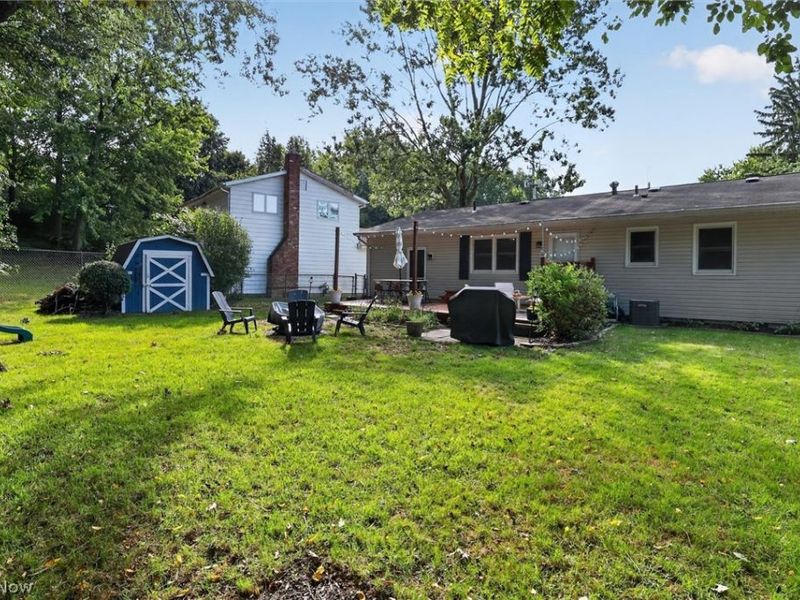 166 Pinewood Drive, Elyria, OH 44035 Photo 28