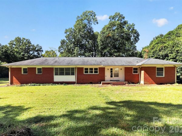 6038 Preston Lane, Charlotte, NC 28270