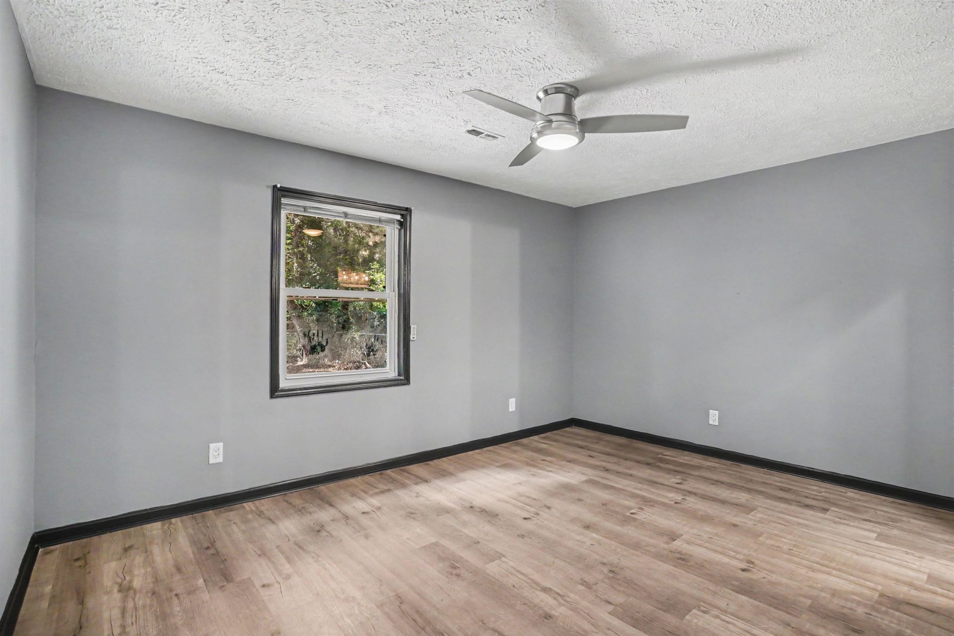 420 Villa Woods Dr.  Photo 14