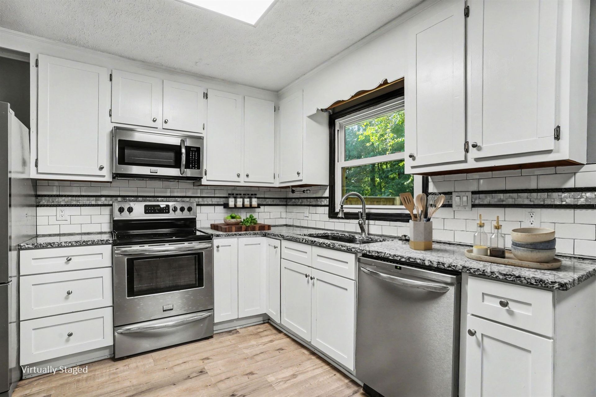 420 Villa Woods Dr.  Photo 22