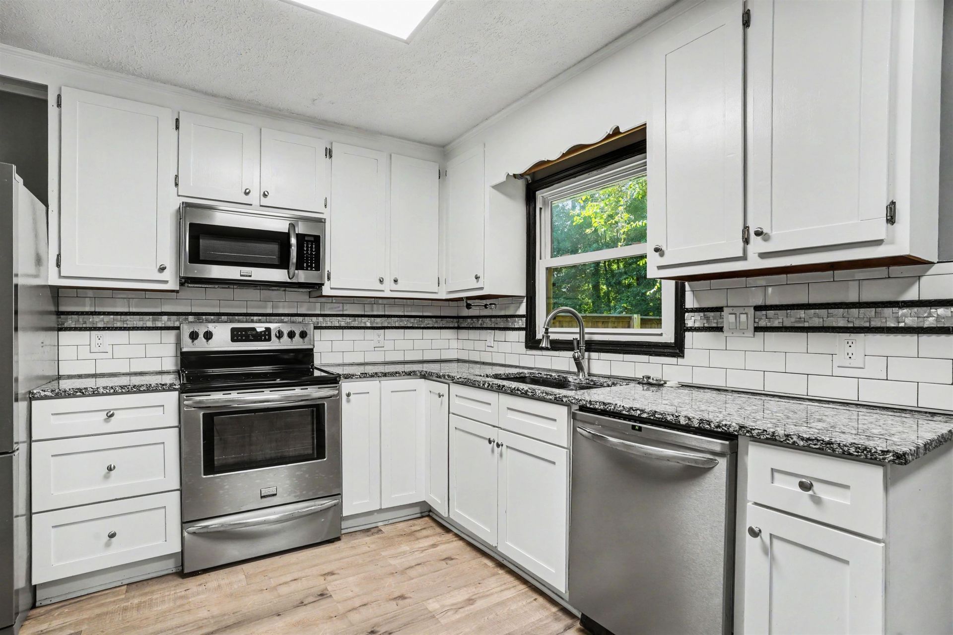 420 Villa Woods Dr.  Photo 23