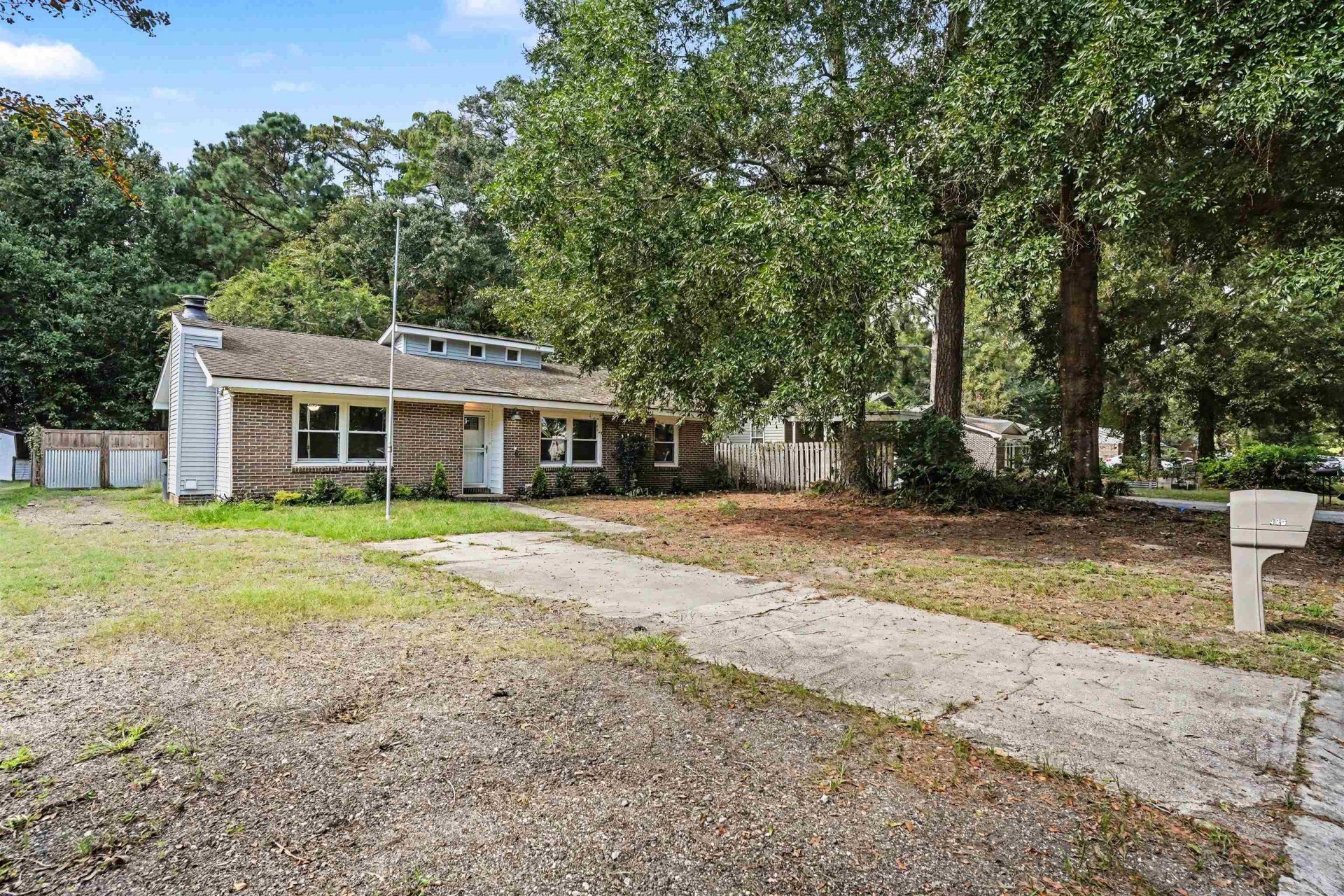 420 Villa Woods Dr.  Photo 33