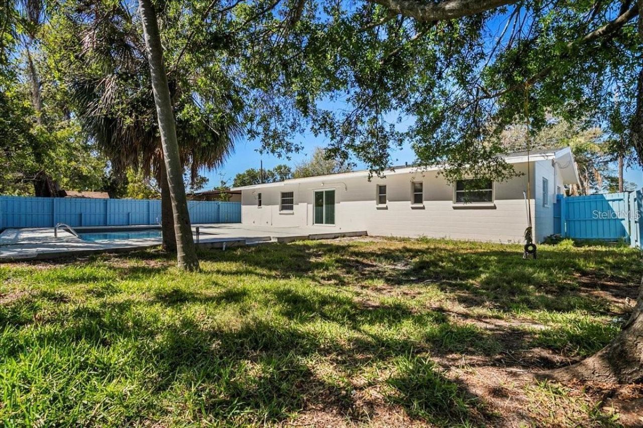 203 22nd Street Ne, Bradenton, FL 34208 Photo