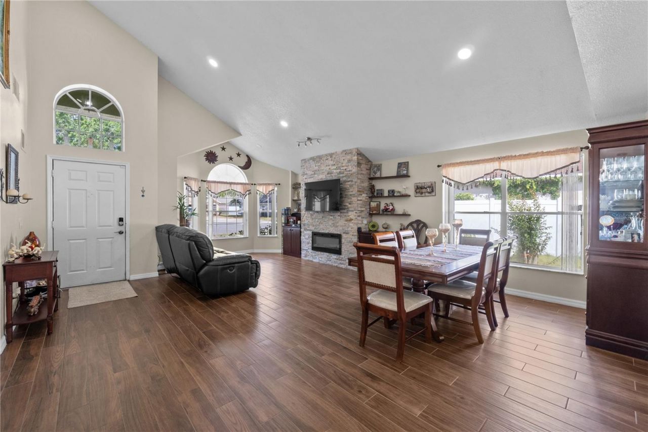 101 Razorbill Court , Orlando, FL 32828 Photo