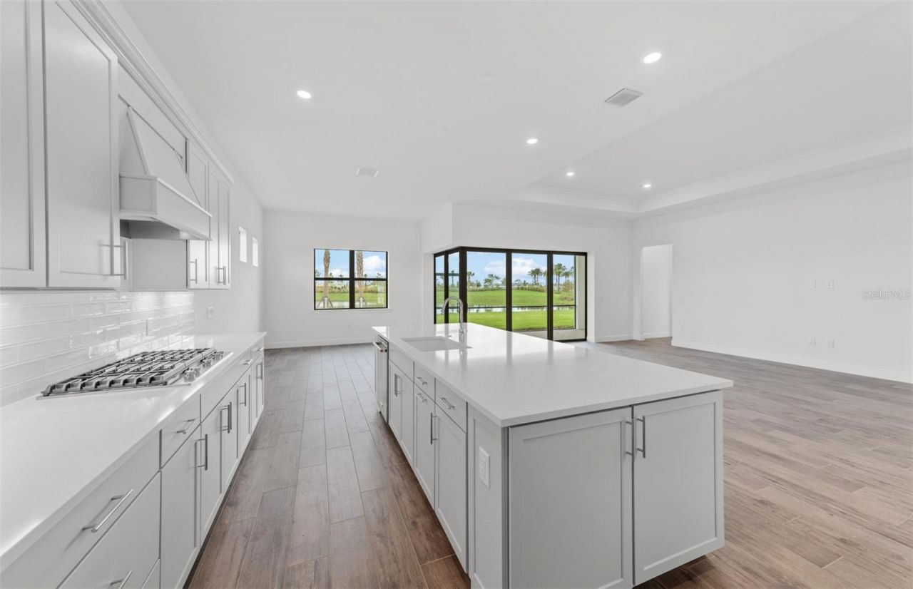5027 Golden Shore Court , Lakewood Ranch, FL 34211 Photo