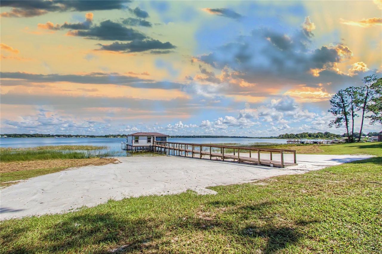 10915 SE Sunset Harbor Road , Summerfield, FL 34491 Photo