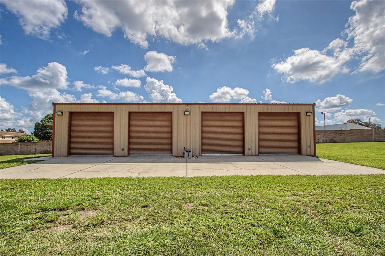 10915 SE Sunset Harbor Road , Summerfield, FL 34491 Photo