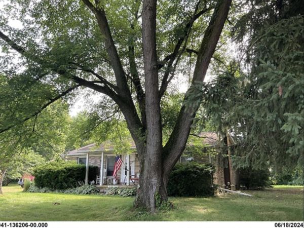1864 Roberta Drive, Newark, OH 43056