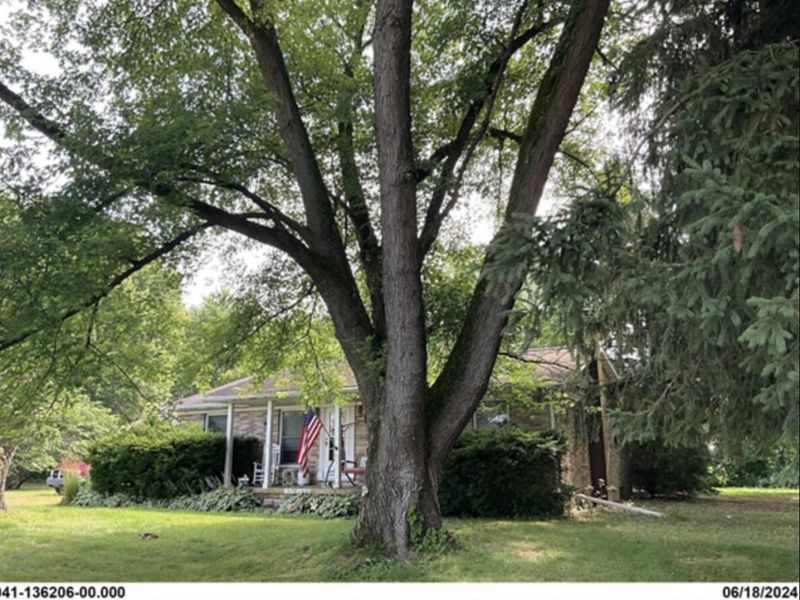1864 Roberta Drive, Newark, OH 43056 Photo 1