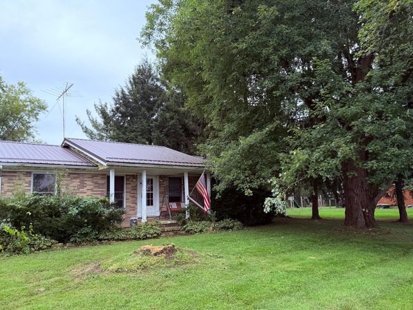 1864 Roberta Drive, Newark, OH 43056