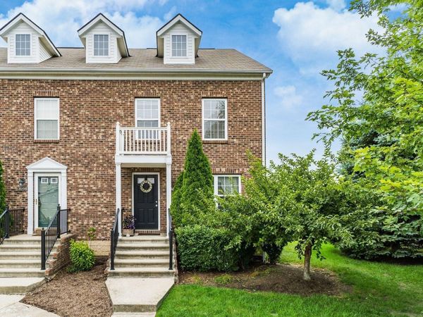 8196 Echo Spring Drive , Westerville, OH 43081