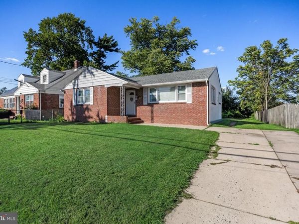 3815 ROYAL AVENUE, PENNSAUKEN, NJ 08110