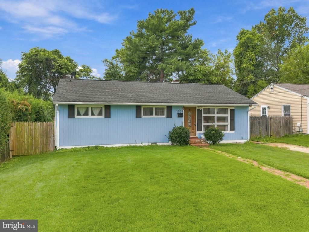 1933 LEWIS AVENUE , ROCKVILLE, MD 20851