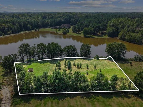 6572 Nc-231 , Middlesex, NC 27557
