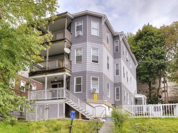 27 Rodney St, Worcester, MA 01605