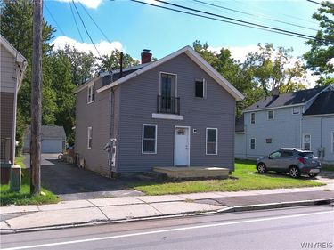 2115 Union Road, West Seneca, NY 14224