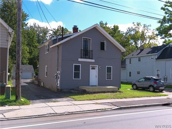 2115 Union Road, West Seneca, NY 14224