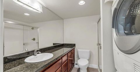 450 N Arlington Avenue, Unit 806, Reno, NV 89503 Photo