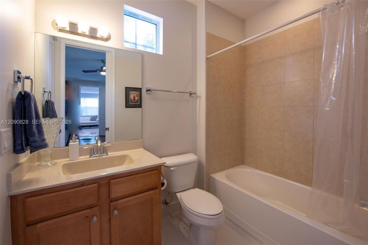12410 NW 33rd St, Sunrise, FL 33323 Photo
