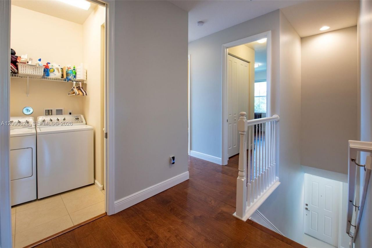 12410 NW 33rd St, Sunrise, FL 33323 Photo