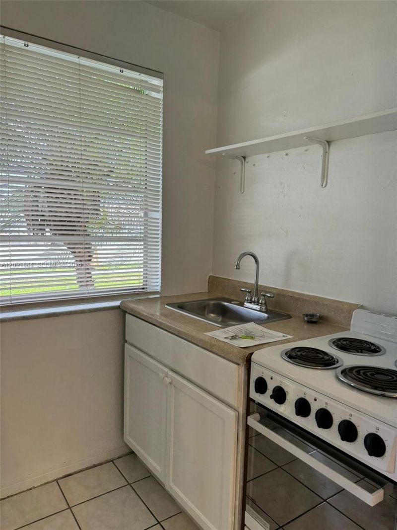 2700 SW 62nd Ave , Unit 5A, Miramar, FL 33023 Photo