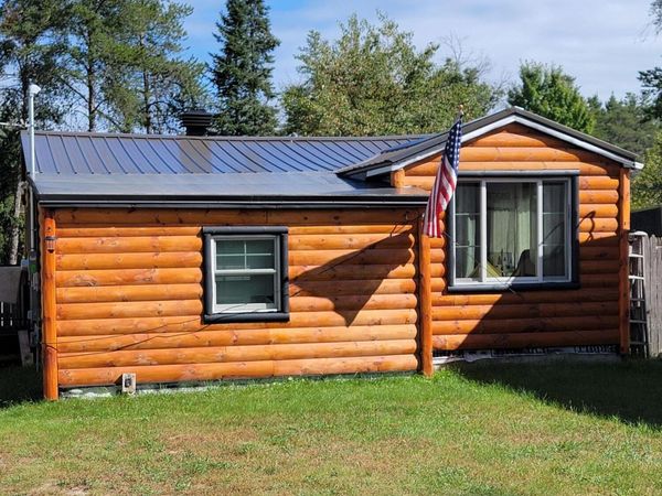 1192 Sioux Road, St. Helen, MI 48656