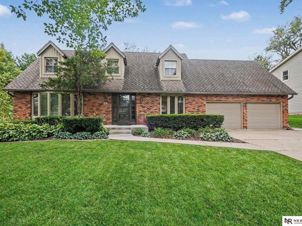 12837 Jackson Street, Omaha, NE 68154