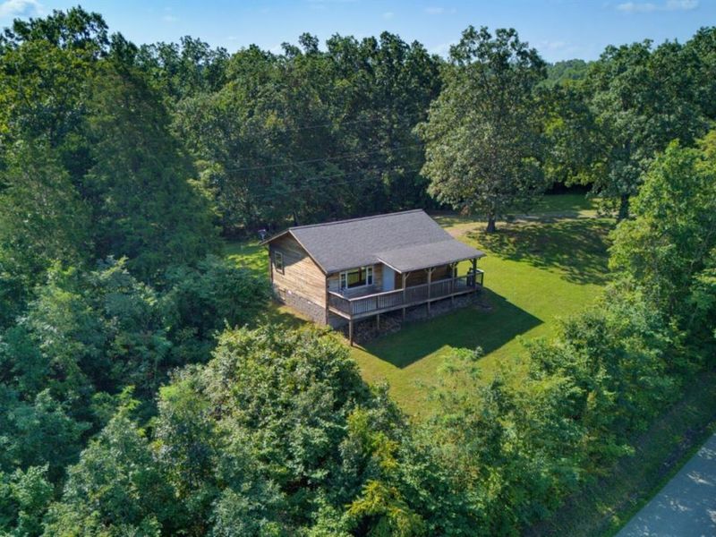 956 Logans Lane, West Union, OH 45693 Photo 2