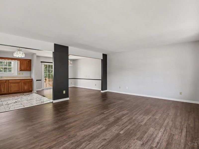 496 Sunaire Terrace, Delhi Township, OH 45238 Photo 13