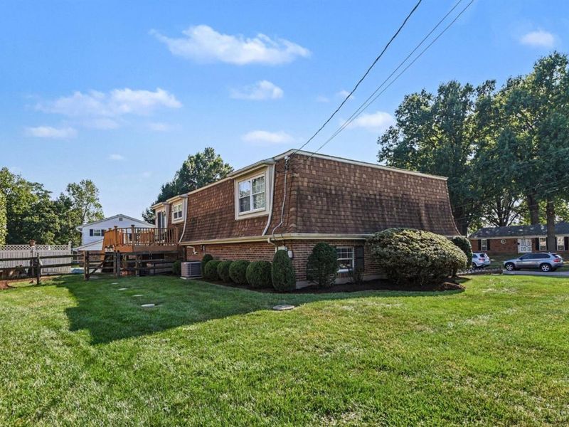 496 Sunaire Terrace, Delhi Township, OH 45238 Photo 5