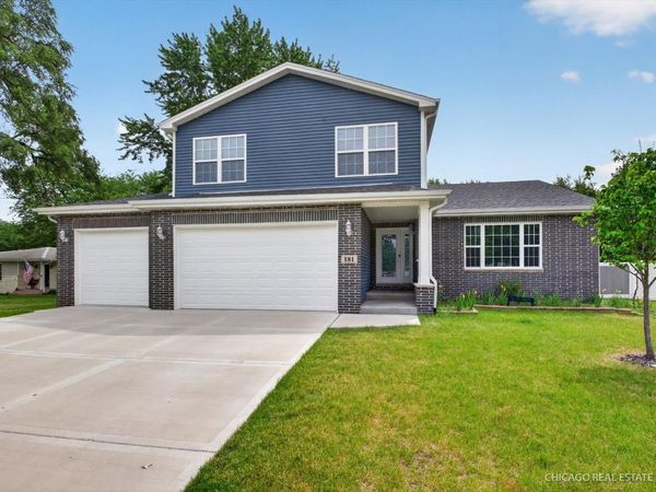 181 N Division Street , Braidwood, IL 60408