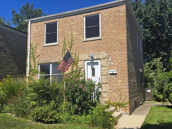 3836 Hull Street , Skokie, IL 60076