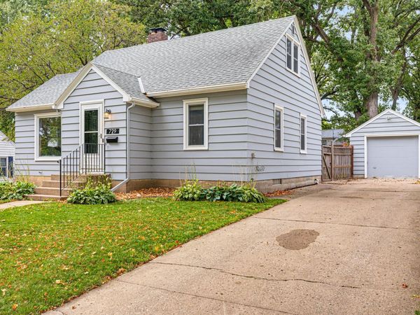 729 Juul Road SW, Hutchinson, MN 55350